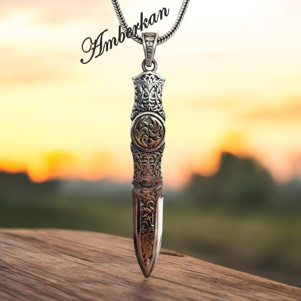 Otantik Desenli Açılabilir Gümüş Çakı Kolye