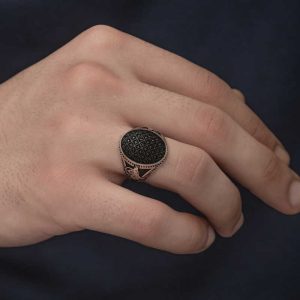 Alternative view of Gümüş Tuğralı Siyah Zirkon Taşlı Erkek Yüzük