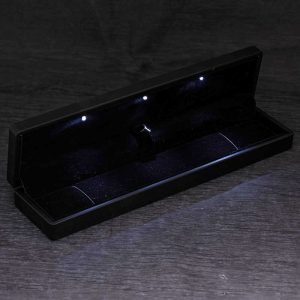 Alternative view of Gümüş Işıklı Kutulu Taşlı Gurmet Kadın Bileklik